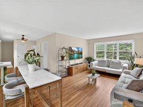 17 Fieldstone Drive 148, Hartsdale NY 10530