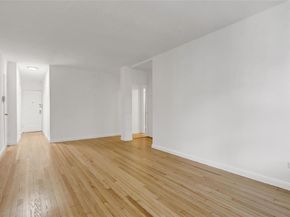 123-25 82nd Avenue 5R, Kew Gardens NY 11415