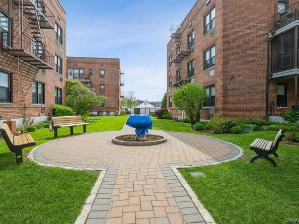 1015 Old Post Road 3N, Mamaroneck NY 10543