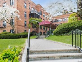 1015 Old Post Road 3N, Mamaroneck NY 10543