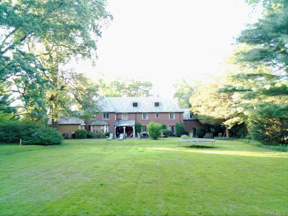 118 Highland Road, Glen Cove NY 11542