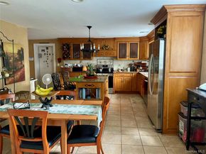 118 Highland Road, Glen Cove NY 11542