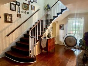 118 Highland Road, Glen Cove NY 11542
