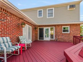 10 Greenville Court, East Rockaway NY 11518