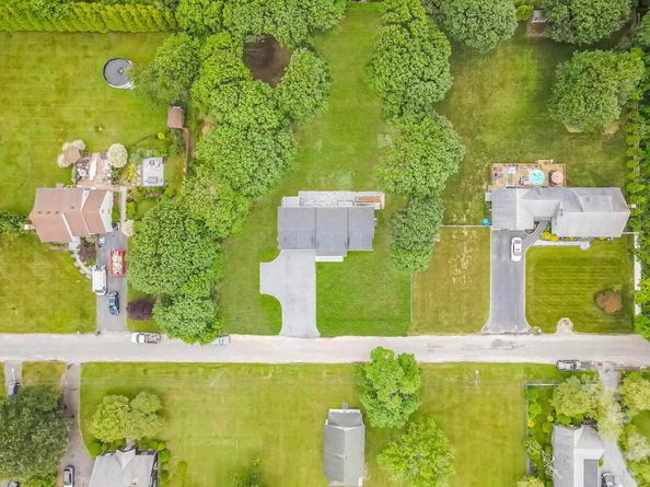 11 Bayview Avenue, Eastport NY 11941