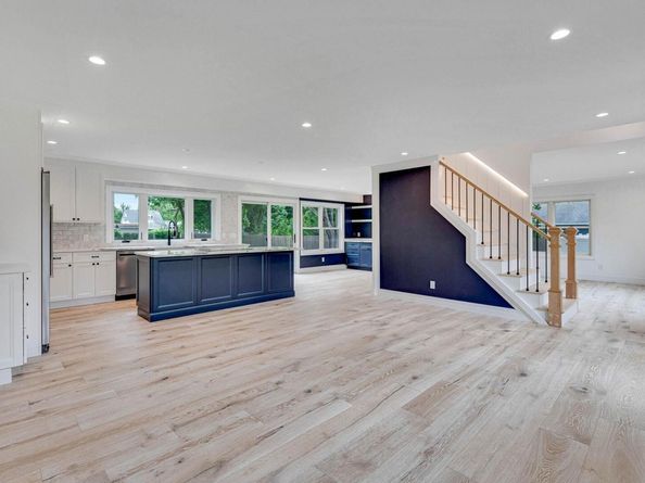 11 Bayview Avenue, Eastport NY 11941