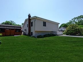 3 Hoover Court, Mastic NY 11950