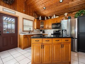 3 Hoover Court, Mastic NY 11950