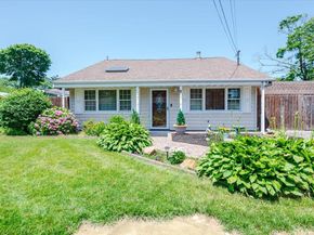 3 Hoover Court, Mastic NY 11950