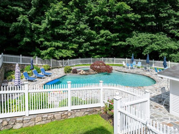 44 Watergate Drive, Amawalk NY 10501
