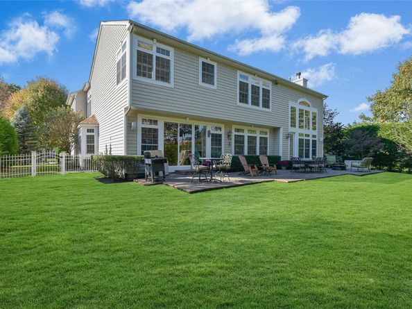 35 Monterrey Drive, Saint James NY 11780