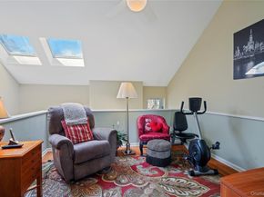 9 Pinewood Circle, White Plains NY 10603