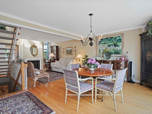 9 Pinewood Circle, White Plains NY 10603