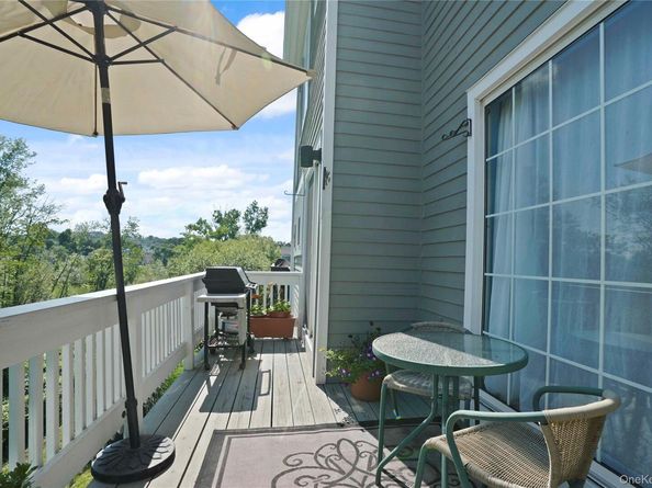 9 Pinewood Circle, White Plains NY 10603
