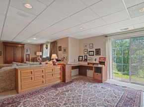 9 Pinewood Circle, White Plains NY 10603