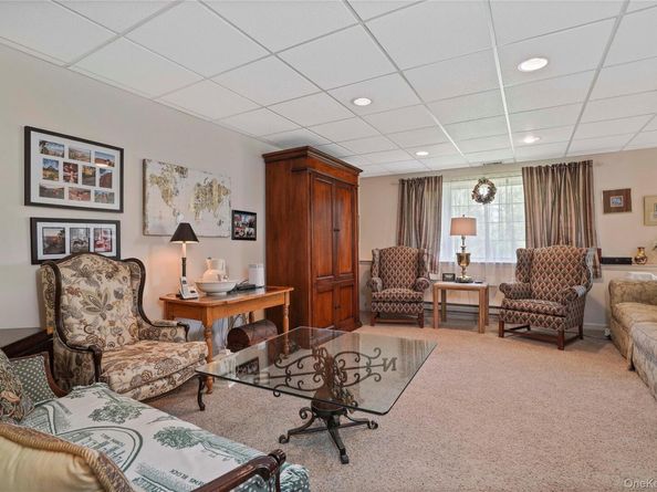 9 Pinewood Circle, White Plains NY 10603