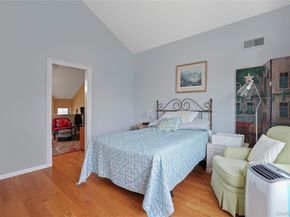 9 Pinewood Circle, White Plains NY 10603