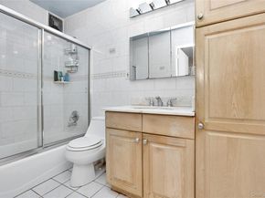 166-31 9th Avenue 6A, Beechhurst NY 11357