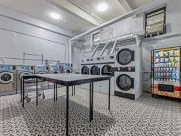46-01 39th Avenue 106, Woodside NY 11104