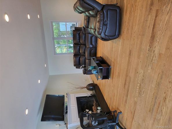 336 Nicolls Road, Deer Park NY 11729