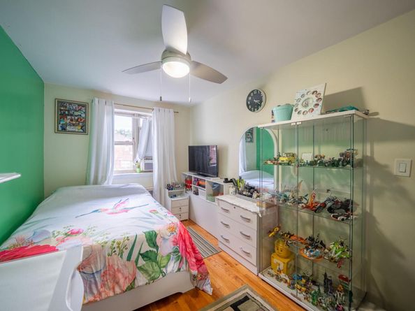 1720A Paulding Avenue, Bronx NY 10462