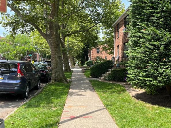 191-09 39 Avenue 164, Flushing NY 11358