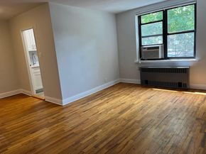 191-09 39 Avenue 164, Flushing NY 11358