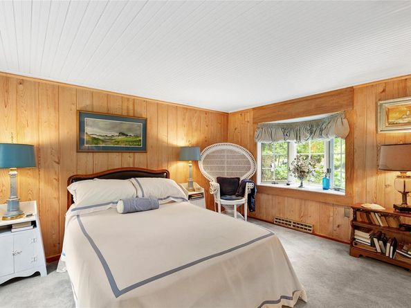 22 Turtle Cove Drive, Southampton NY 11968