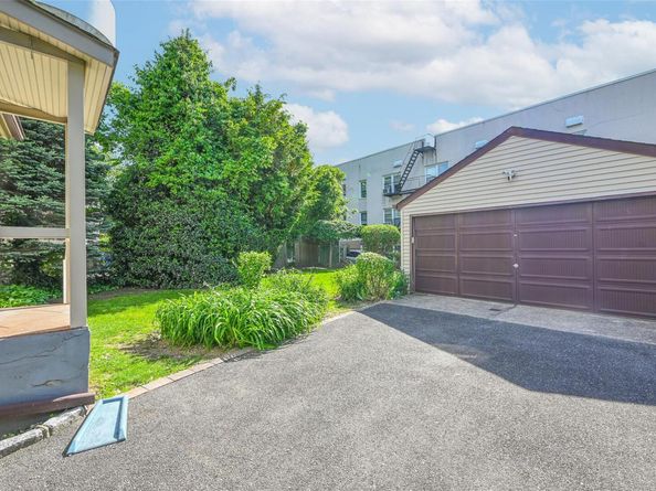108 North Forest Avenue, Rockville Centre NY 11570