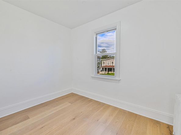 108 North Forest Avenue, Rockville Centre NY 11570
