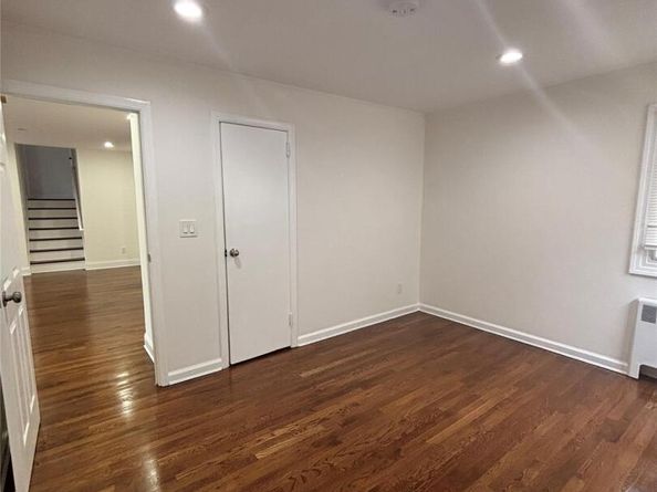 868 Oliver Avenue, Westbury NY 11590