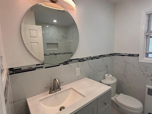 868 Oliver Avenue, Westbury NY 11590