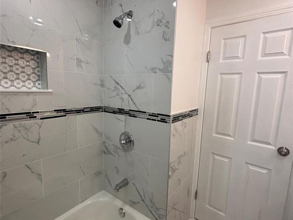 868 Oliver Avenue, Westbury NY 11590