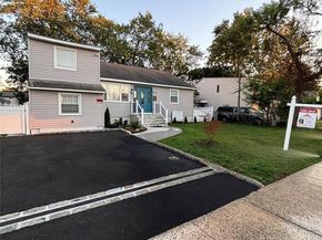 868 Oliver Avenue, Westbury NY 11590
