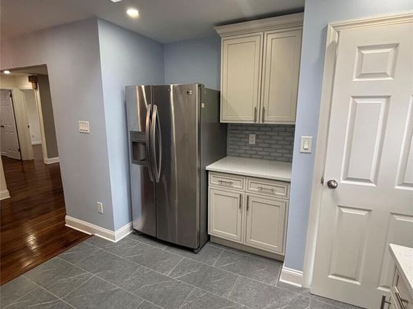 868 Oliver Avenue, Westbury NY 11590
