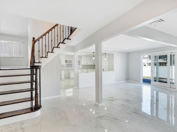 3058 Susan Road, Bellmore NY 11710