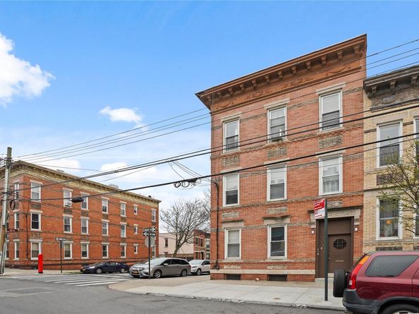 6046 Putnam Avenue, Ridgewood NY 11385