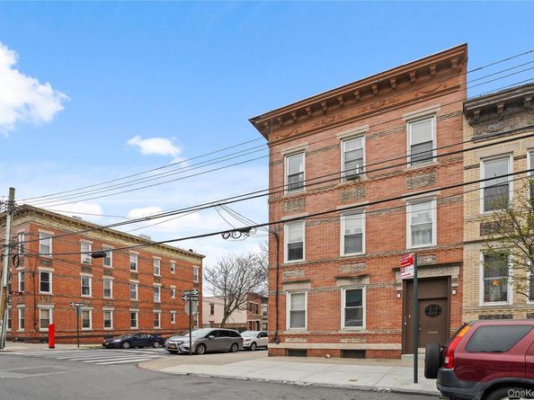 6046 Putnam Avenue, Ridgewood NY 11385