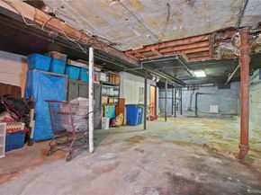 6046 Putnam Avenue, Ridgewood NY 11385