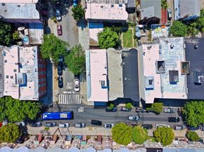 6046 Putnam Avenue, Ridgewood NY 11385