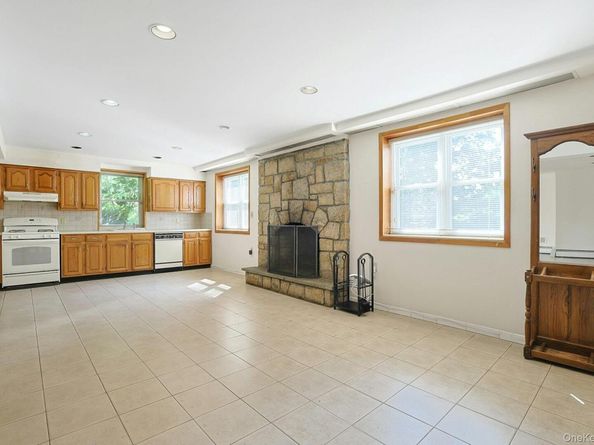 149 Longvue Terrace, Yonkers NY 10710