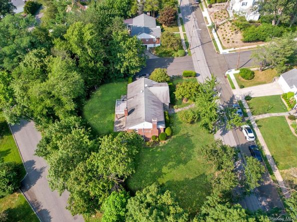 149 Longvue Terrace, Yonkers NY 10710