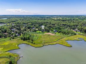 5805 Main Bayview Road, Southold NY 11971