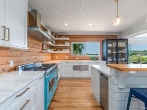 5805 Main Bayview Road, Southold NY 11971