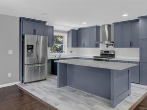 7 Walwin Place, Huntington NY 11743