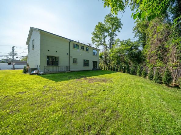 770 Cedar Street, Syosset NY 11791