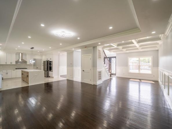770 Cedar Street, Syosset NY 11791