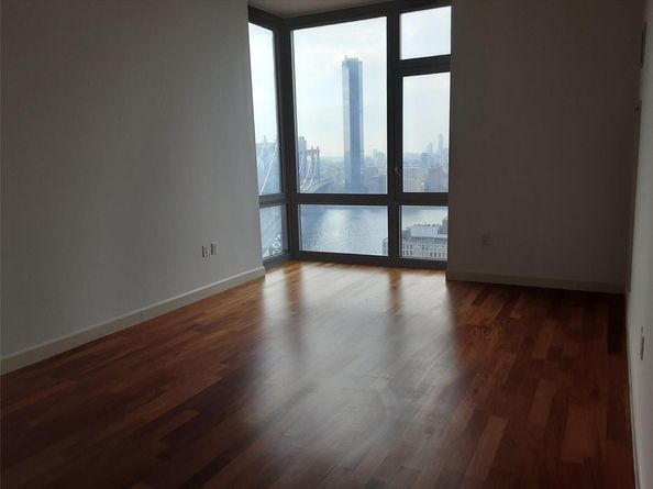 100 Jay Street 28B, Brooklyn NY 11201