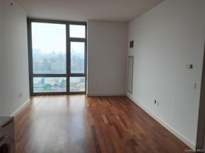 100 Jay Street 28B, Brooklyn NY 11201