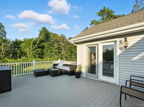 100 Manor Lane, Jamesport NY 11947